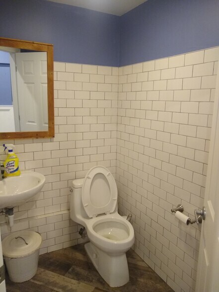 More Photos Of 382 2nd St, Jersey City Storefront Retail Residential For Sale