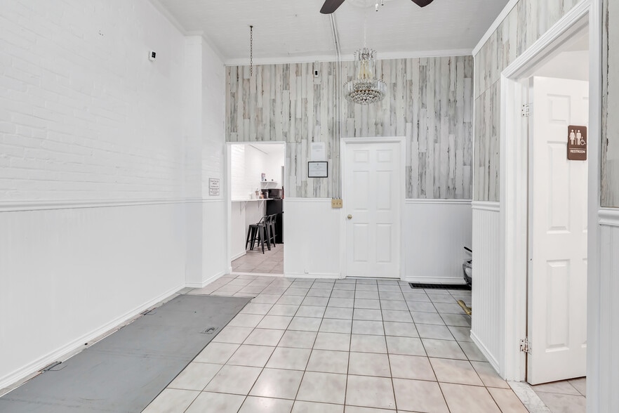 More Photos Of 6 Woodward Ave, Norwalk General Retail For Sale