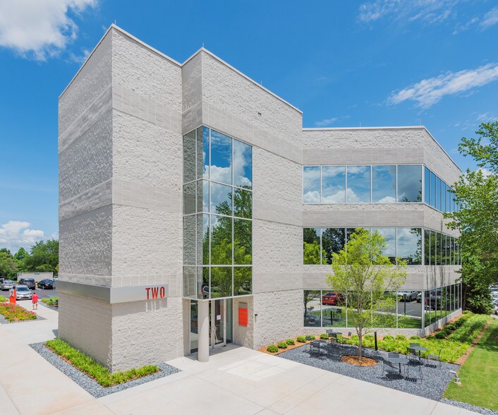 More Photos Of 777 Lowndes Hill Rd, Greenville Coworking Space