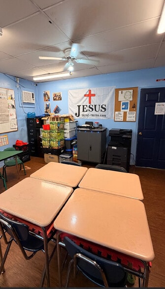 More Photos Of 512 S Parramore Ave, Orlando Specialty For Sale