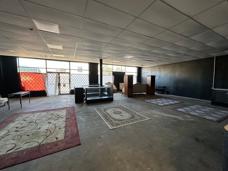 More Photos Of 7034-7042 Harrisburg Blvd, Houston Unknown For Lease