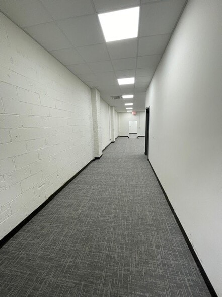 More Photos Of 43-19-43-23 Bell Blvd, Bayside Storefront For Lease