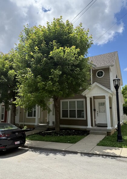 More Photos Of 102 Weist Pl, Louisville Apartments For Sale