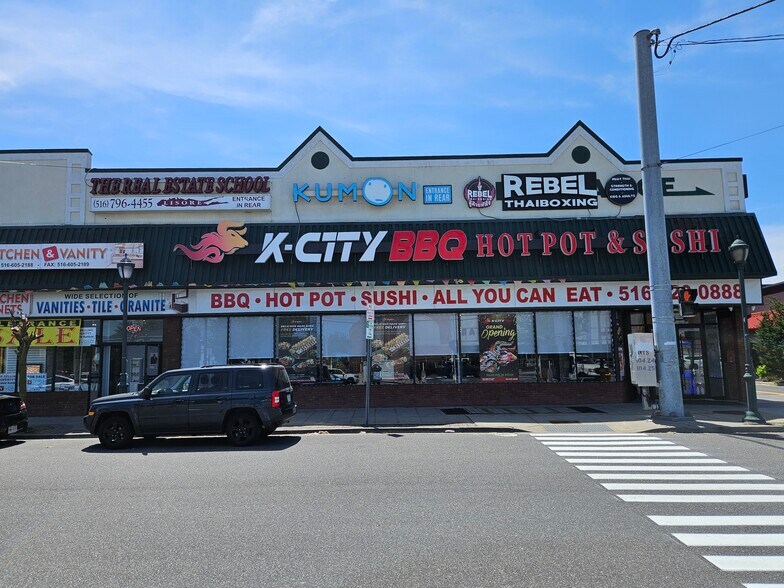 More Photos Of 3056-3068 Hempstead Tpke, Levittown General Retail For Lease