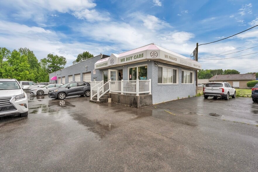 Primary Photo Of 1333 Delsea Dr, Deptford Auto Dealership For Sale