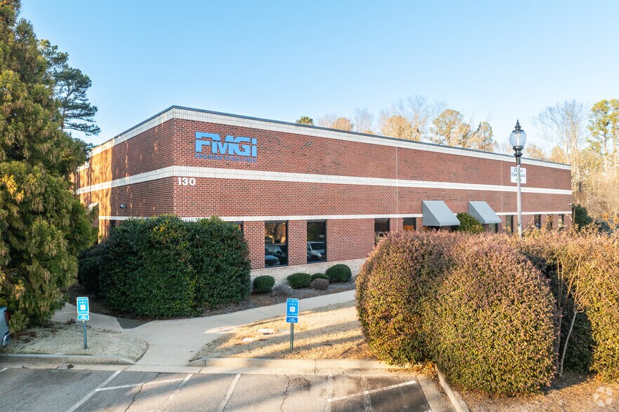 Primary Photo Of 130 Arnold Mill Park, Woodstock Showroom For Lease