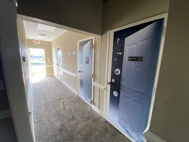 More Photos Of 150 Athens Hwy, Loganville Storefront For Lease