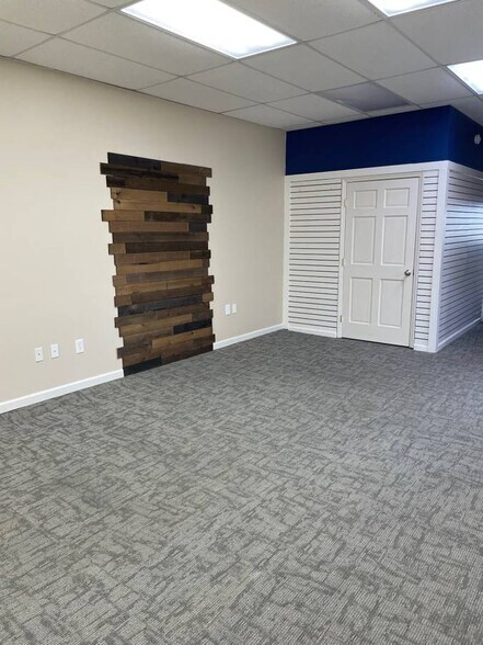 More Photos Of 6146 N Croatan Hwy, Kitty Hawk Storefront Retail Office For Lease