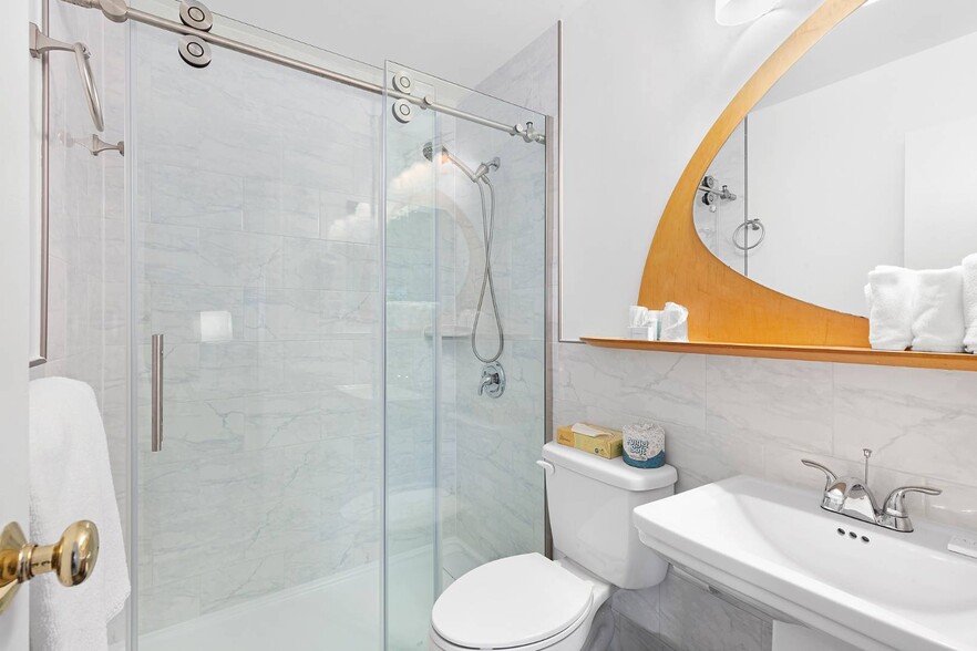 More Photos Of 1655 County Road 39, Southampton Hotel For Sale