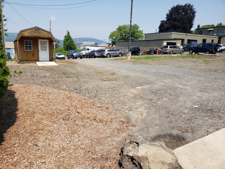 Primary Photo Of 1237 N. Washington Ave, Scranton Warehouse For Lease