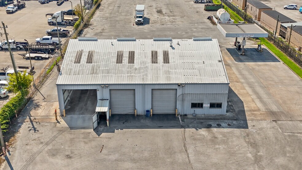 More Photos Of 9222 Wallisville Rd, Houston Warehouse For Lease