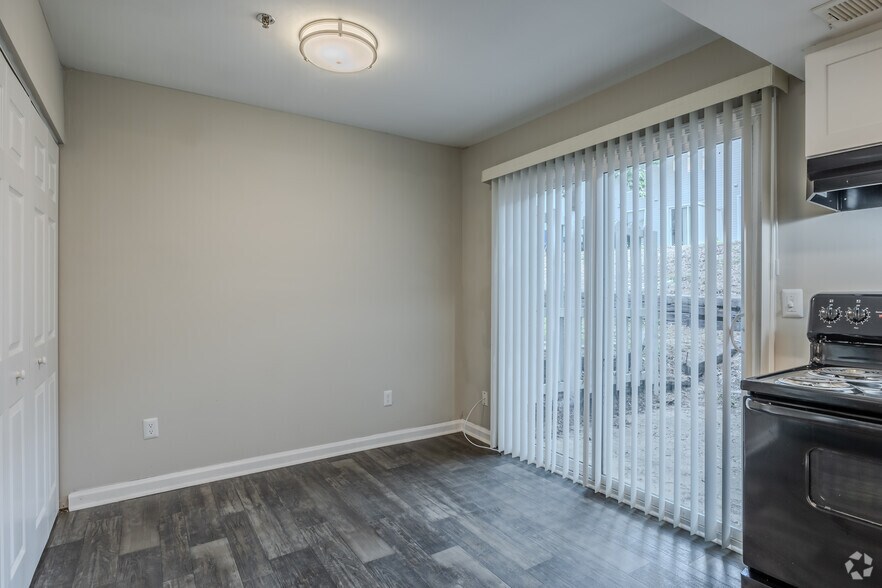 More Photos Of 3100 Godby Rd, College Park Apartments For Sale