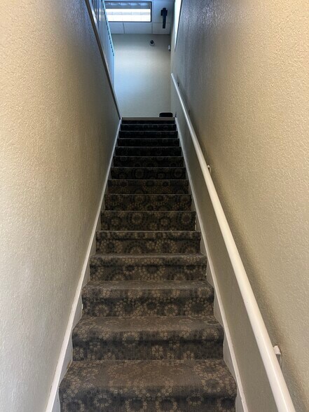 More Photos Of 4002 W State St, Tampa Warehouse For Lease