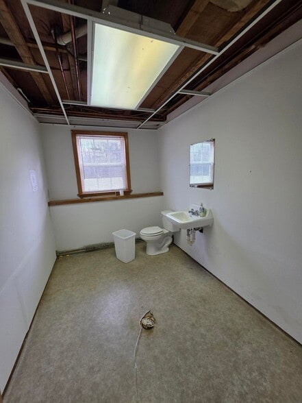 More Photos Of 94 Race Course Rd, Bucksport Religious Facility For Sale