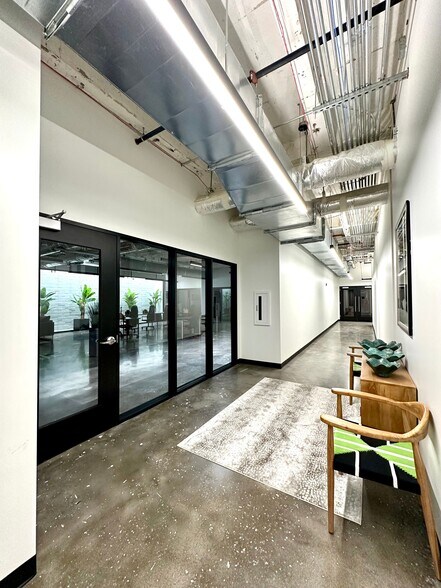 More Photos Of 2410 Polk St, Houston Office For Lease