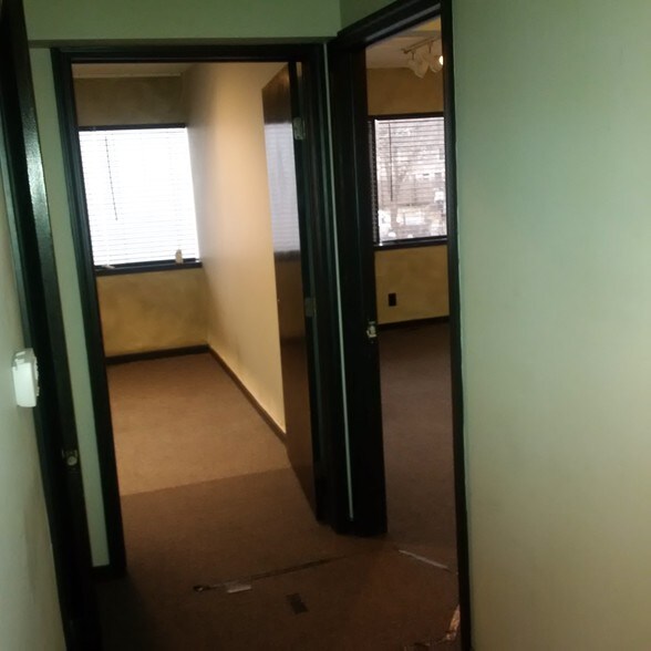 More Photos Of 3060 Packard Rd, Ann Arbor Medical For Lease