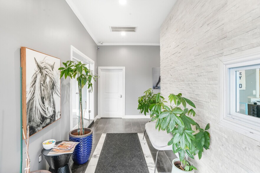 More Photos Of 147 Sunrise Hwy, Amityville Storefront Retail Office For Sale