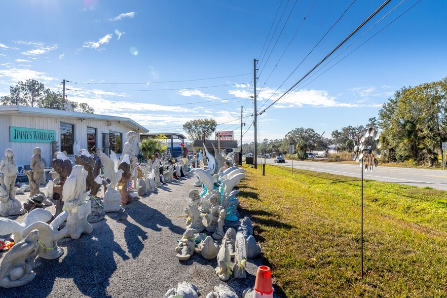 More Photos Of 1300 Ponce De Leon Blvd, Brooksville Warehouse For Sale