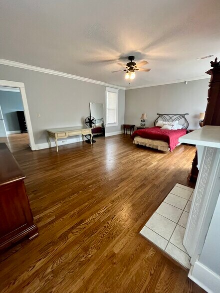 More Photos Of 1233 Peabody Ave, Memphis Office For Sale