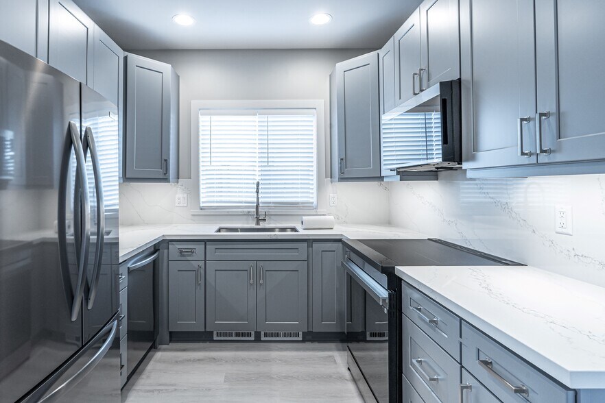 More Photos Of 441 NE Alder St, Issaquah Multifamily For Sale