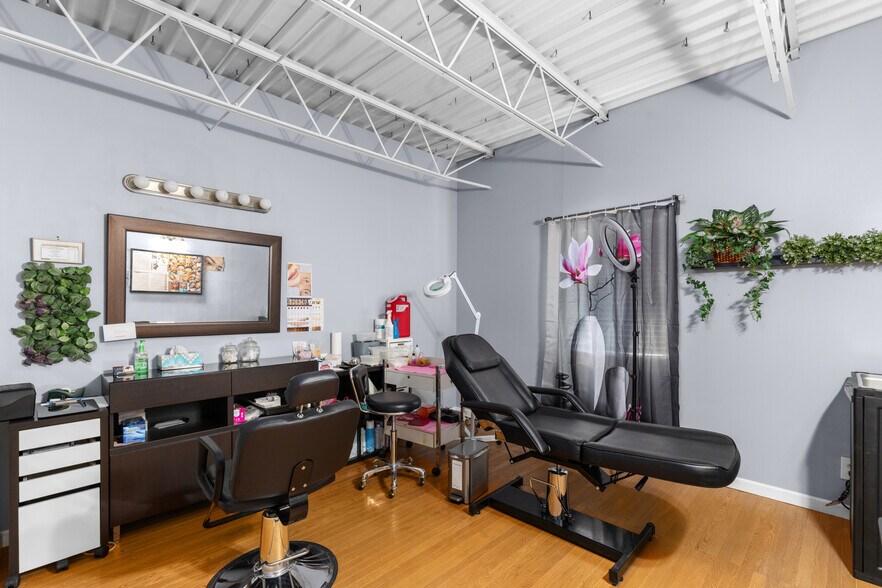 More Photos Of 5145 Buford Hwy NE, Doraville Freestanding For Lease