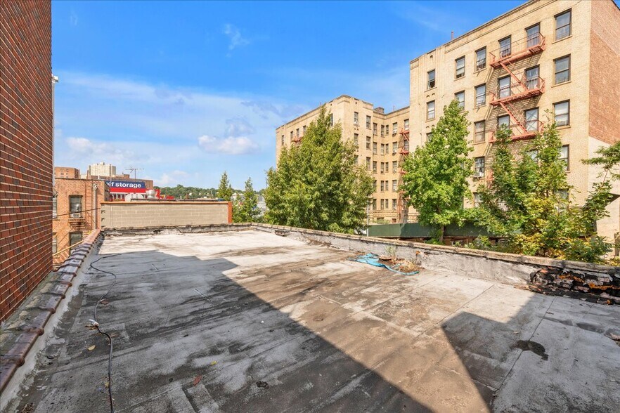 More Photos Of 2921 Heath Ave, Bronx Industrial For Sale