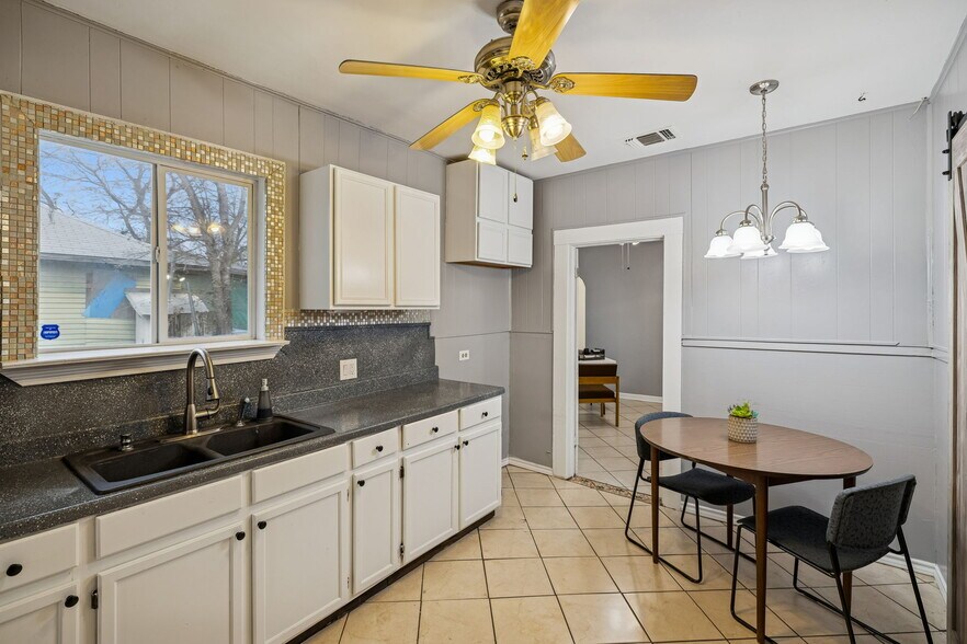 More Photos Of 937 Culebra Rd, San Antonio Office Residential For Sale