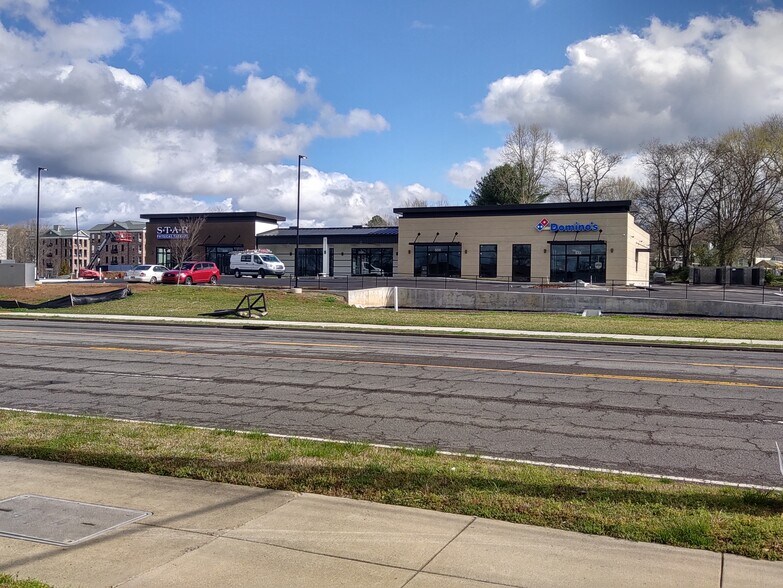 More Photos Of 500-512 Hadley Village Blvd, Old Hickory Storefront For Sale