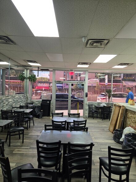 More Photos Of 209-215 E 167th St, Bronx Storefront For Lease