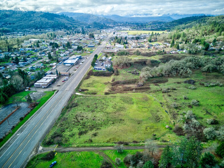 More Photos Of 3110 NE Diamond Lake Blvd, Roseburg Land For Sale