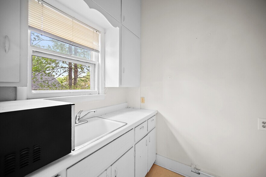 More Photos Of 1518 N Wahsatch Ave, Colorado Springs Apartments For Sale