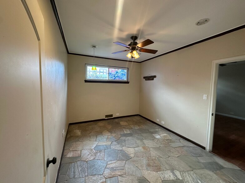 More Photos Of 204 S Kentucky St, McKinney Office Residential For Sale