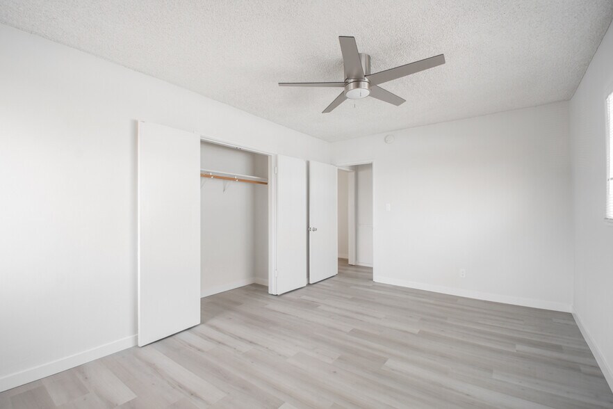 More Photos Of 906 E Imperial Ave, El Segundo Apartments For Sale