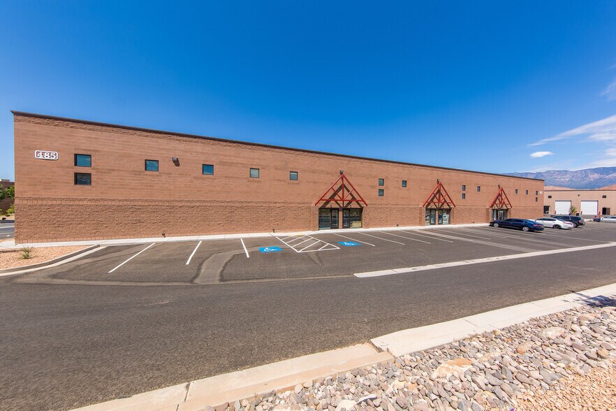 More Photos Of 457 N Old Highway 91, Hurricane Warehouse For Sale