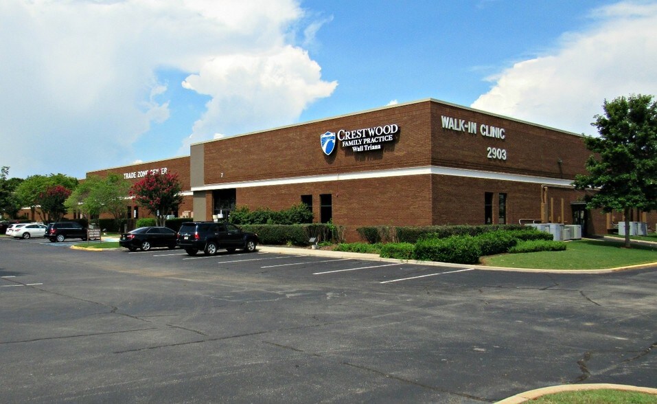 More Photos Of 2903 Wall Triana Hwy, Huntsville Flex For Lease