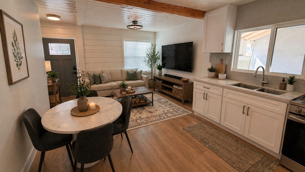 More Photos Of 22157 Clarendon St, Woodland Hills Office Residential For Sale