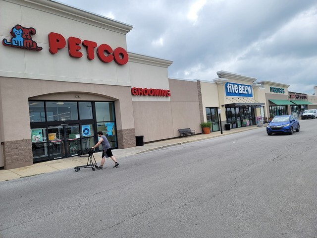 More Photos Of 1107-1125 S Main St, Bowling Green Unknown For Lease