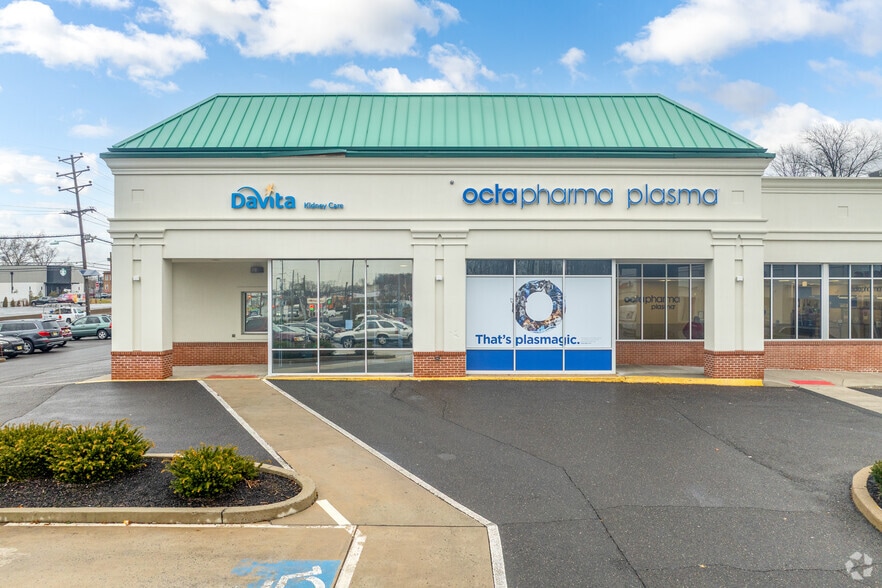 More Photos Of 5000 N Crescent Blvd, Pennsauken Unknown For Lease