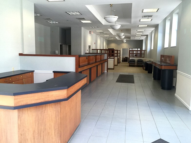More Photos Of 235 Main St, Hackensack Office For Lease
