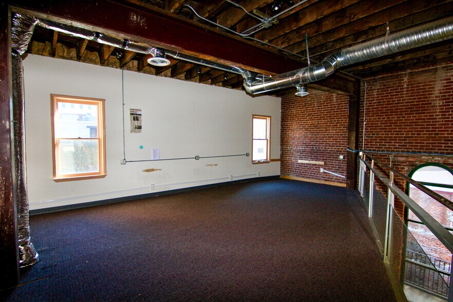 More Photos Of 1534 Main St, Columbia Medical For Lease