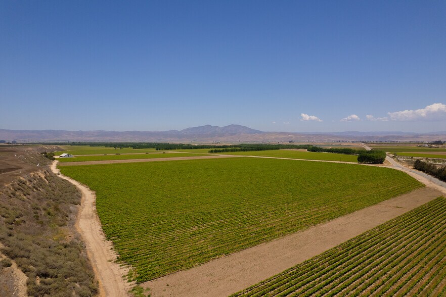 More Photos Of 41460 Los Coches Rd, Soledad Land For Sale