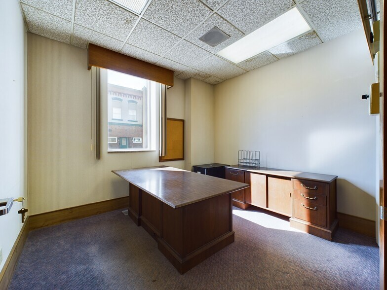 More Photos Of 101 E Elm St, Union City General Retail For Sale