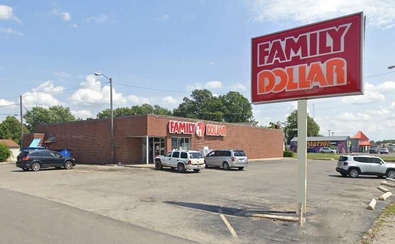 Primary Photo Of 3201 S Adams St, Marion Freestanding For Sale