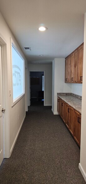 More Photos Of 1425 Butte House Rd, Yuba City Office For Lease