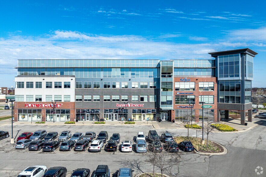More Photos Of 5550 Wild Rose Ln, West Des Moines Coworking Space