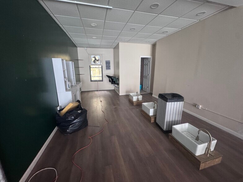 More Photos Of 728 Driggs Ave, Brooklyn Apartments For Lease