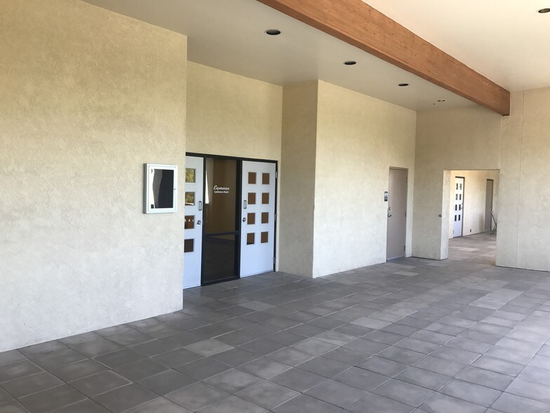 More Photos Of 1310 W St Marys Rd, Tucson Medical For Lease