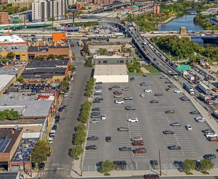 Primary Photo Of 913 Edgewater Rd, Bronx Industrial For Lease