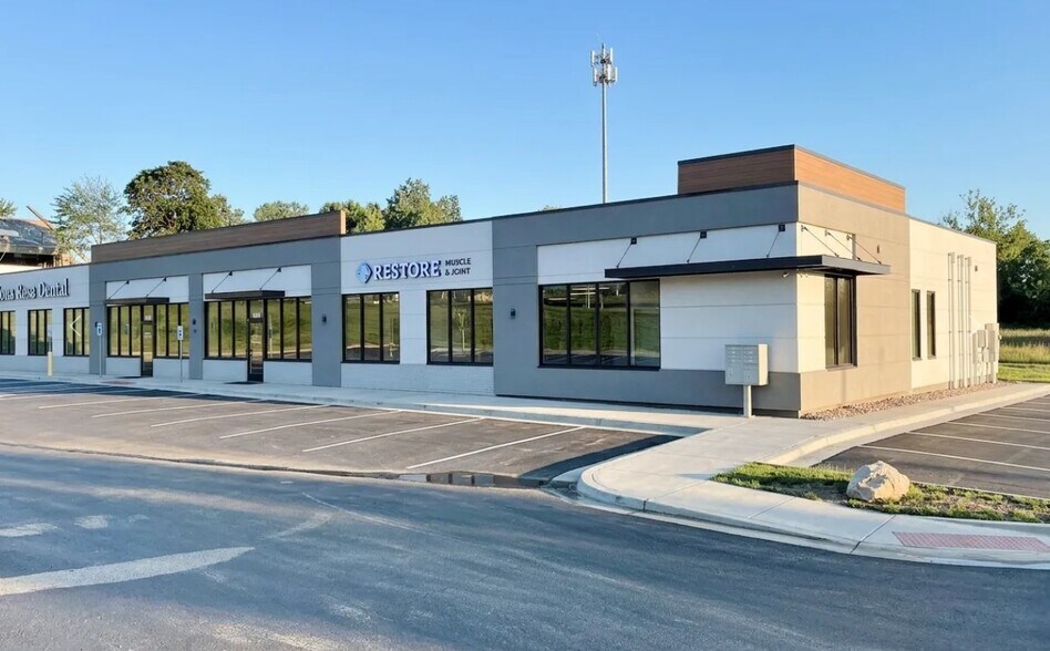 Primary Photo Of 4119 NW Barry Rd, Kansas City General Retail For Lease