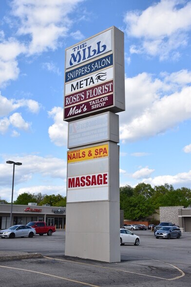 More Photos Of 6915-6971 E 71st St, Tulsa General Retail For Lease